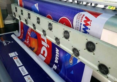 Phân Biệt Bạt Thường Và Bạt Hiflex Trong Quảng Cáo – Nên Dùng Loại Nào?