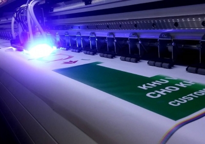 Giải đáp công nghệ in UV là gì và những lưu ý khi thực hiện