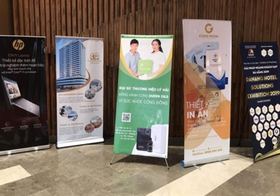 Standee là gì? Những loại Standee nào đang được dùng phổ biến hiện nay?