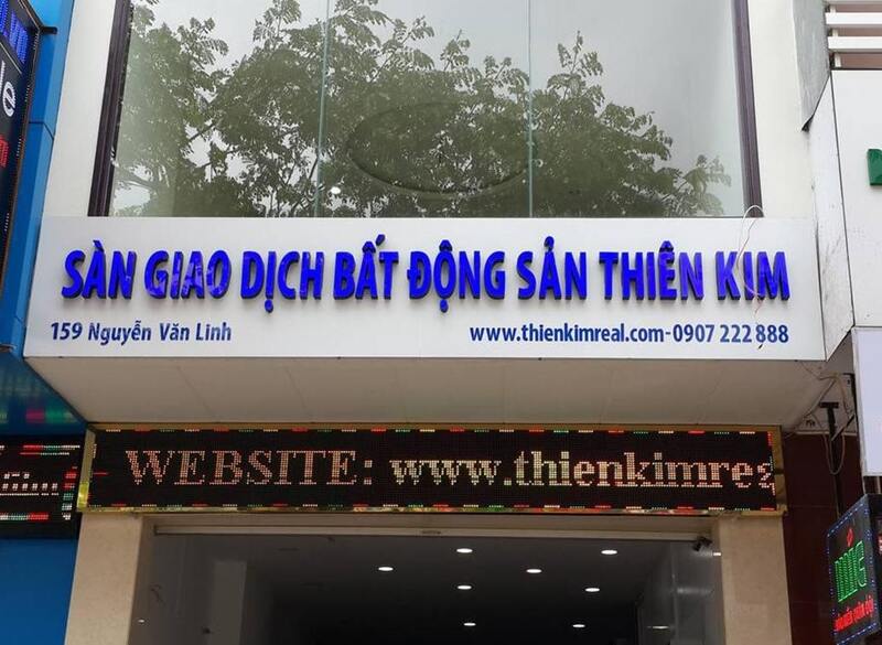 bảng hiệu công ty bất động sản
