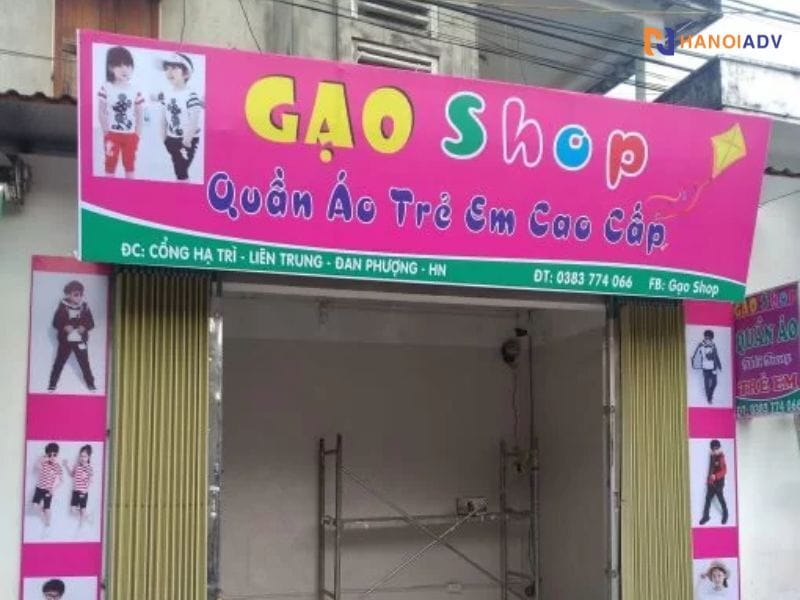 Bảng hiệu quần áo trẻ em