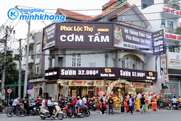 bảng hiệu cơm tấm