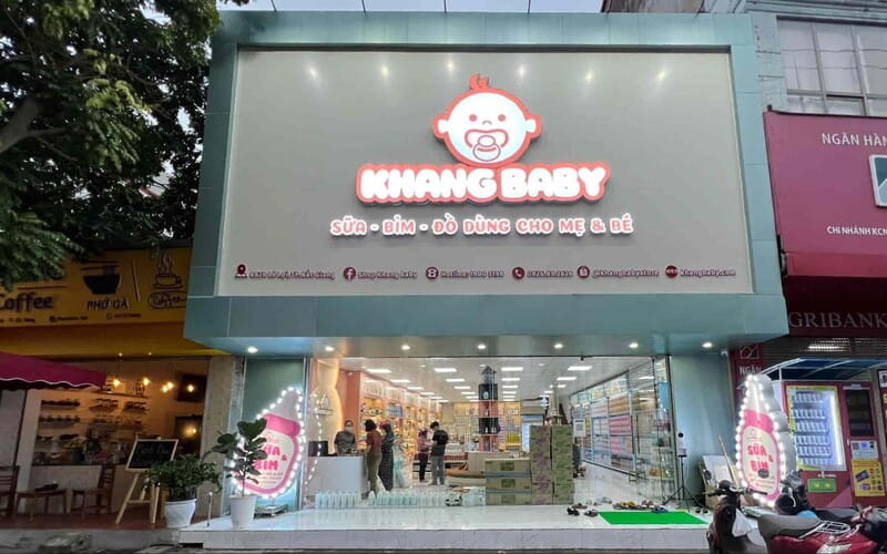 Bảng hiệu shop mẹ và bé