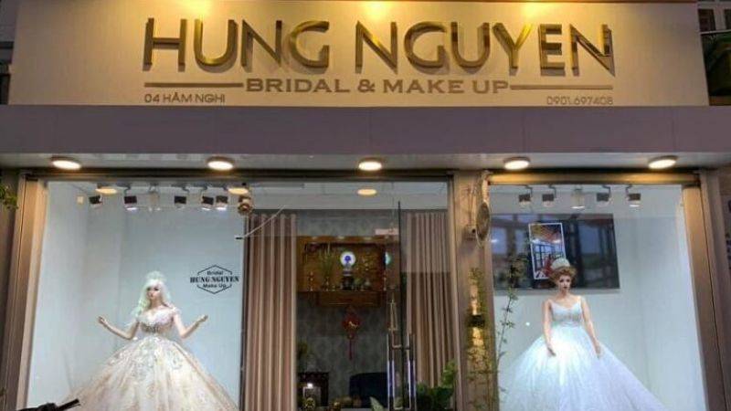 bảng hiệu studio