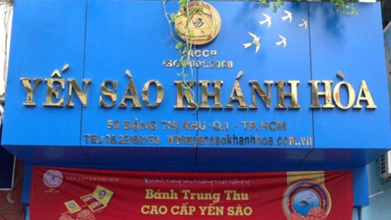 bảng hiệu yến xào