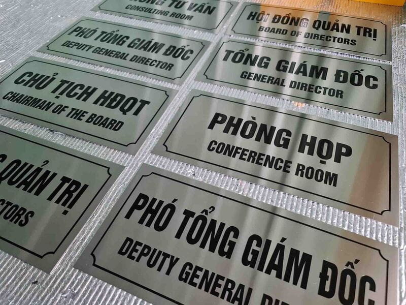 Bảng tên phòng ban