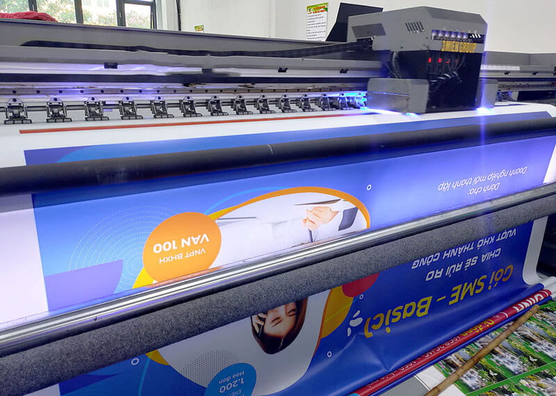 Các Loại Bạt Hiflex Phổ Biến Trên Thị Trường