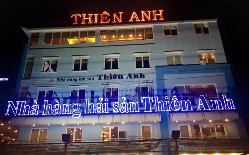 biển hiệu nhà hàng