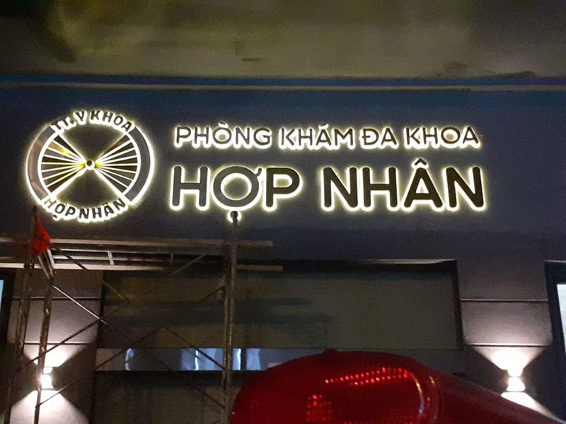 biển hiệu phòng khám