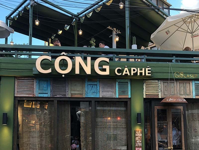 biển hiệu quán cafe