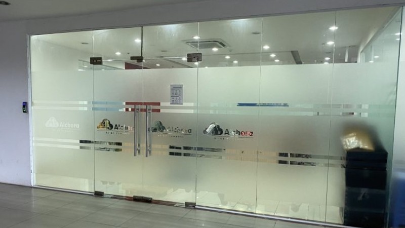 decal dán kính mờ tphcm