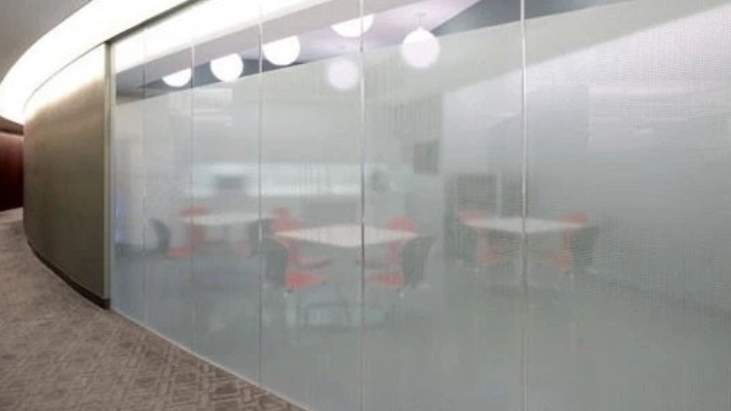 in decal dán kính tphcm