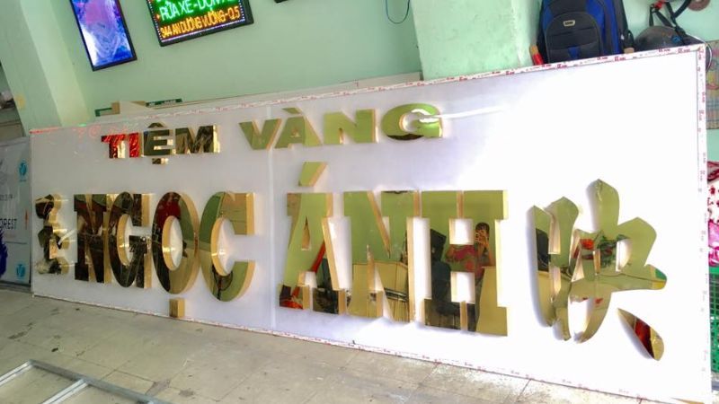 làm bảng hiệu chữ nổi ở đâu đẹp