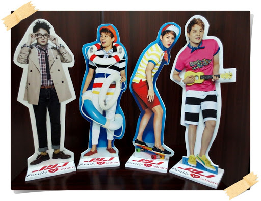 xưởng-standee-mô-hình-giá-rẻ