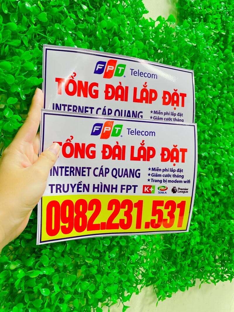 Vật liệu quảng cáo ngoài trời