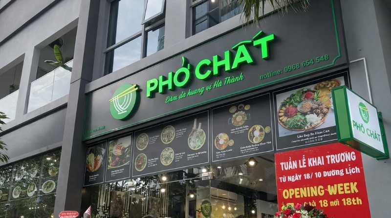 bảng hiệu quán phở