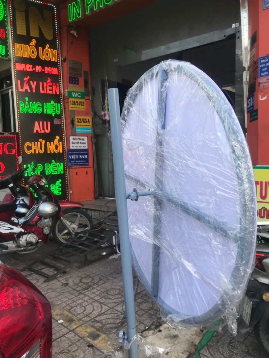 xưởng-làm-vòng-quay-may-mắn