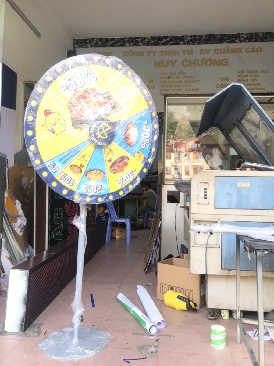 xưởng-làm-vòng-quay-may-mắn
