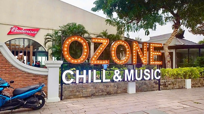 xưởng gia công quảng cáo